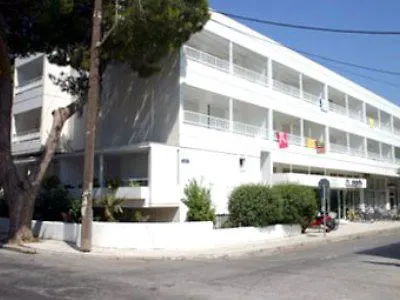 Agela Apartment *